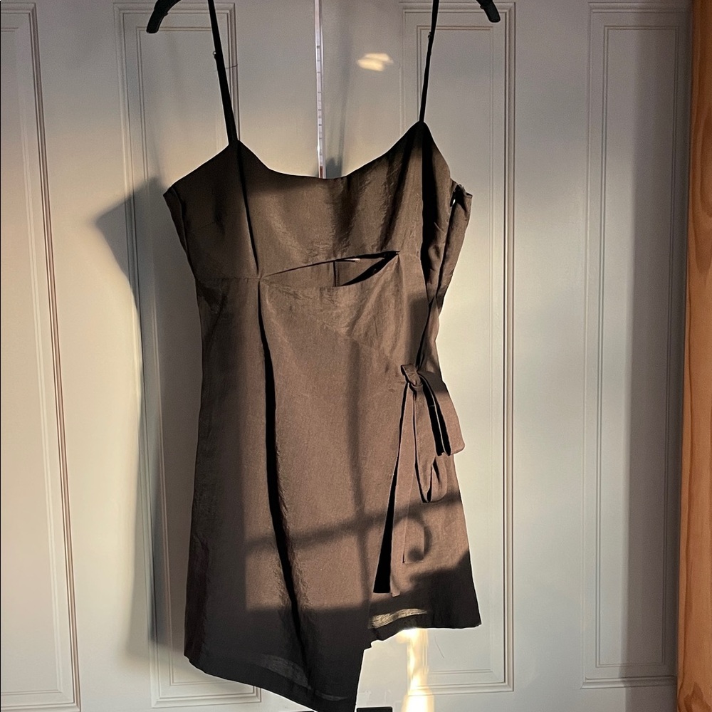 Zara Classic Black Sleeveless Top. Size M